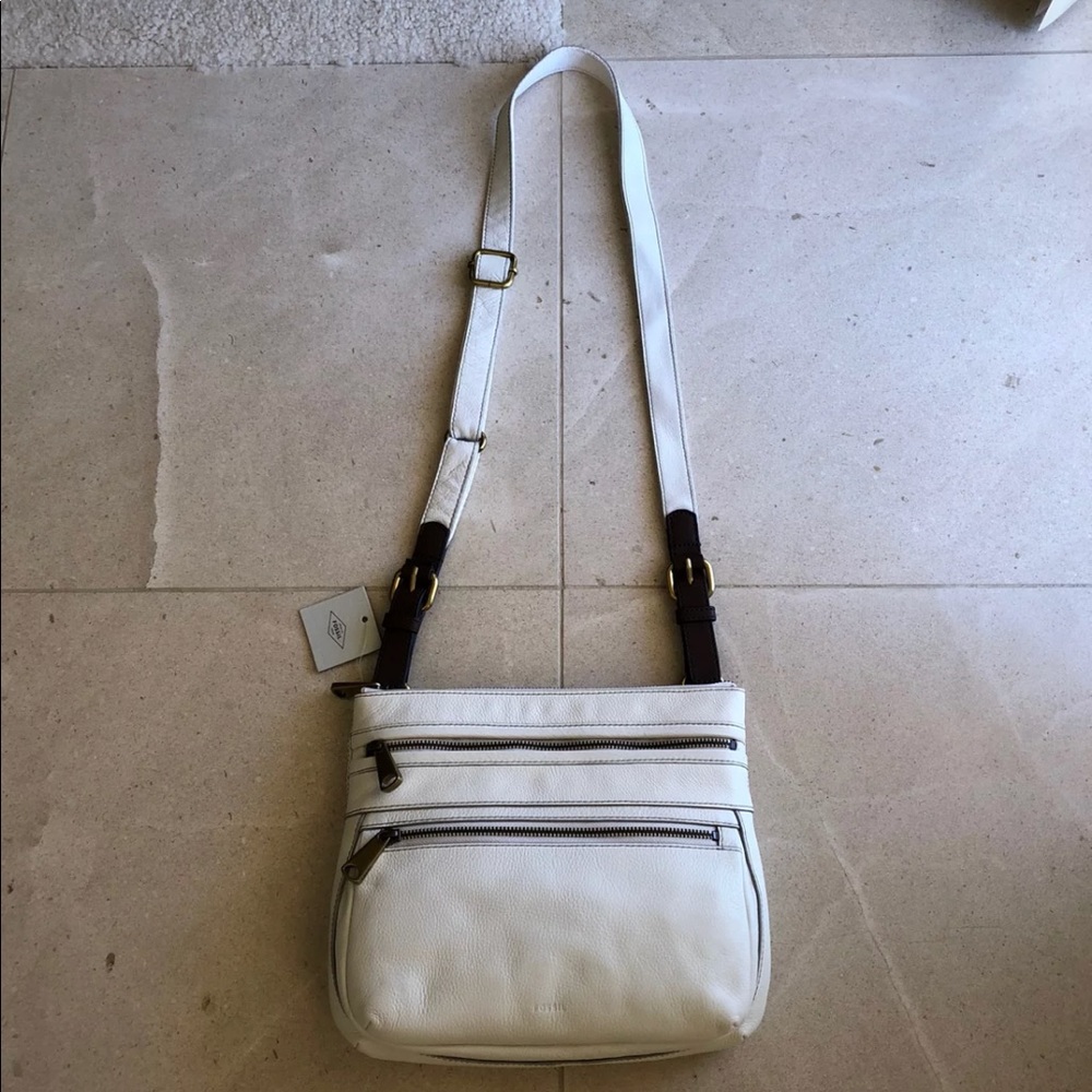 Fossil Leather Crossbody, brand new with tag